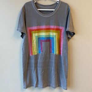 Donald grey short sleeve T-shirt small grey a with rainbow